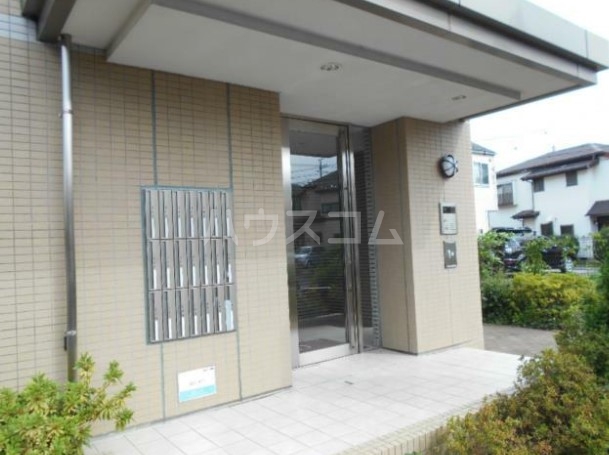 15/17 エントランス