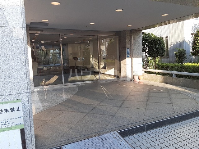 20/24 エントランス