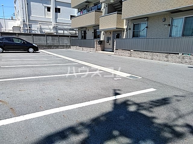 21/27 駐車場