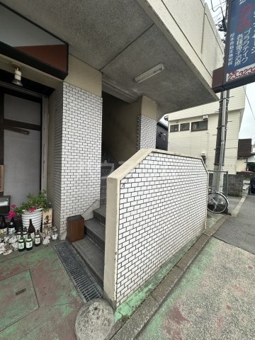 21/29 エントランス