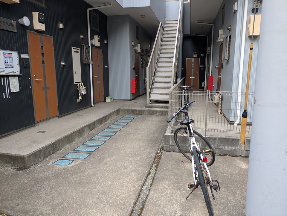 2/4 エントランス