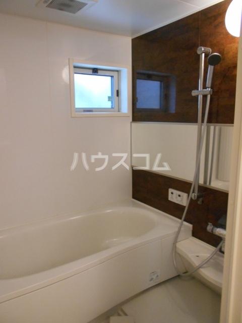 15/30 浴室