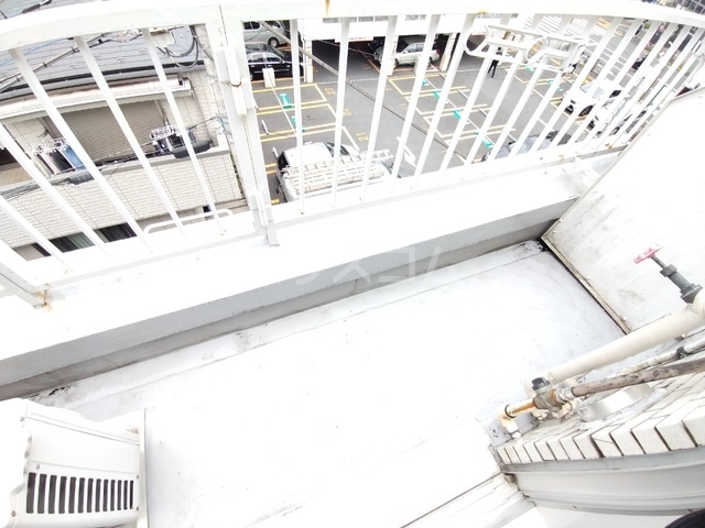 14/23 バルコニー