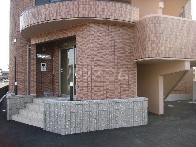 21/24 エントランス