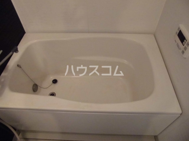 13/30 浴室