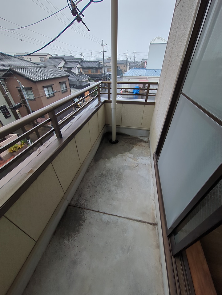 13/20 バルコニー