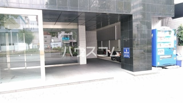 14/23 エントランス