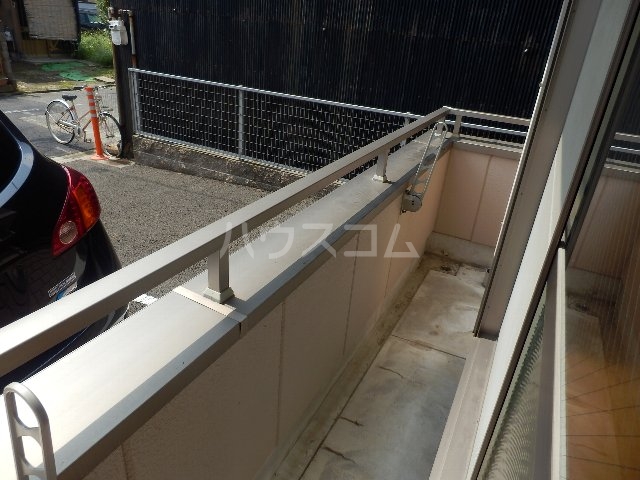 19/30 バルコニー