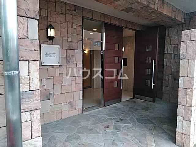 22/29 エントランス