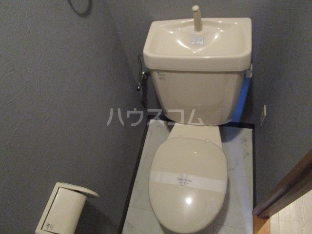 16/30 トイレ