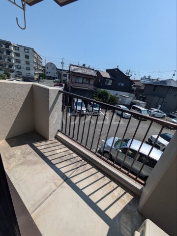 13/23 バルコニー