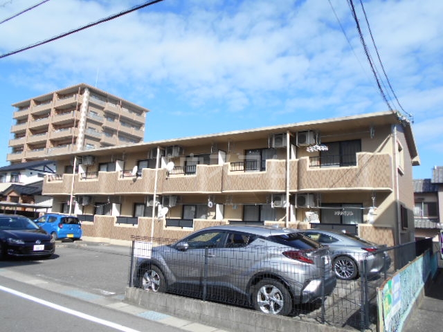23/30 駐車場