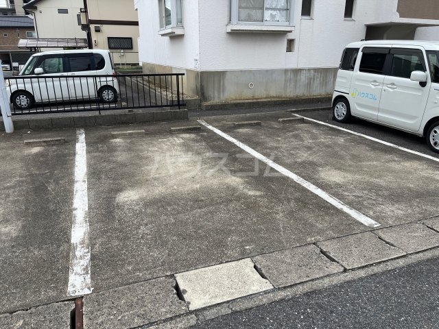 3/10 駐車場