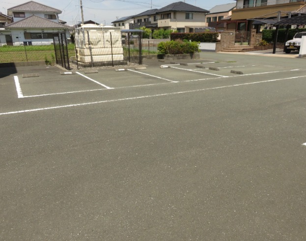 16/26 駐車場