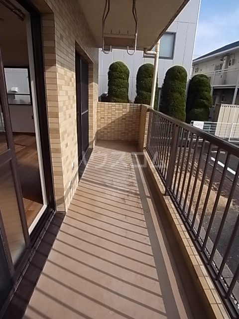 13/27 バルコニー