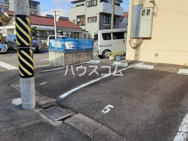 16/26 駐車場