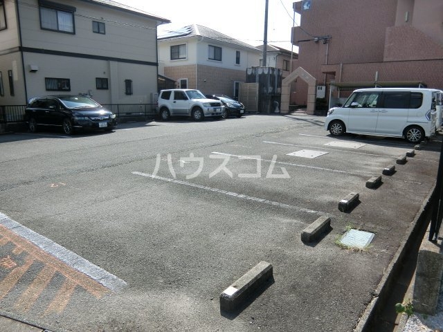 19/27 駐車場