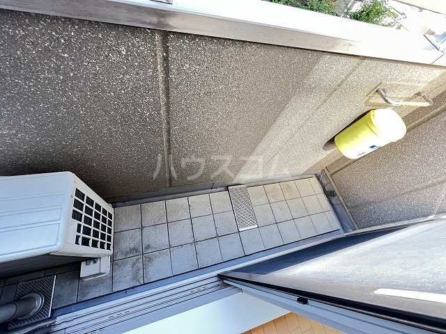 13/30 バルコニー