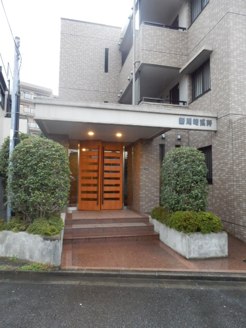 22/29 エントランス