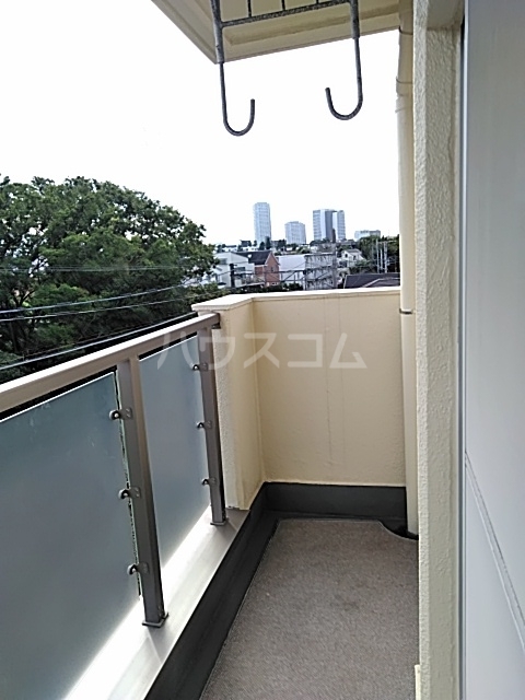15/26 バルコニー