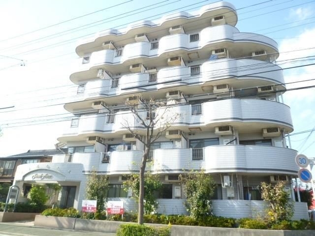 1/4 外観