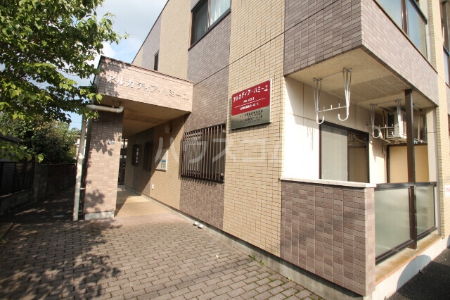 20/29 エントランス