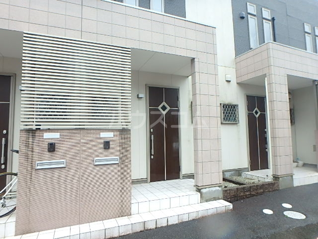 21/29 エントランス