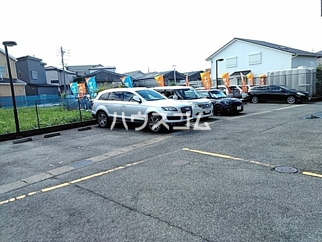 15/20 駐車場