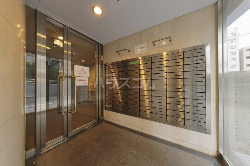 20/24 エントランス