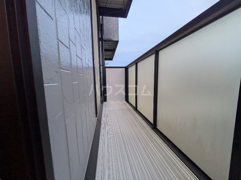 16/27 バルコニー