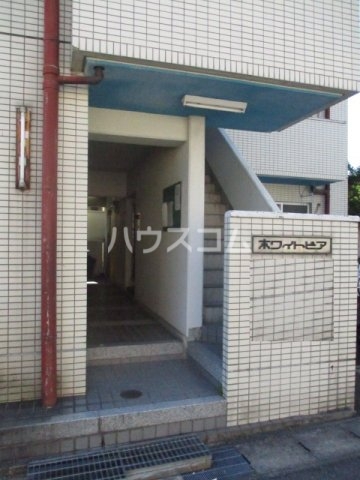 16/26 エントランス