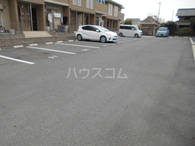 20/24 駐車場