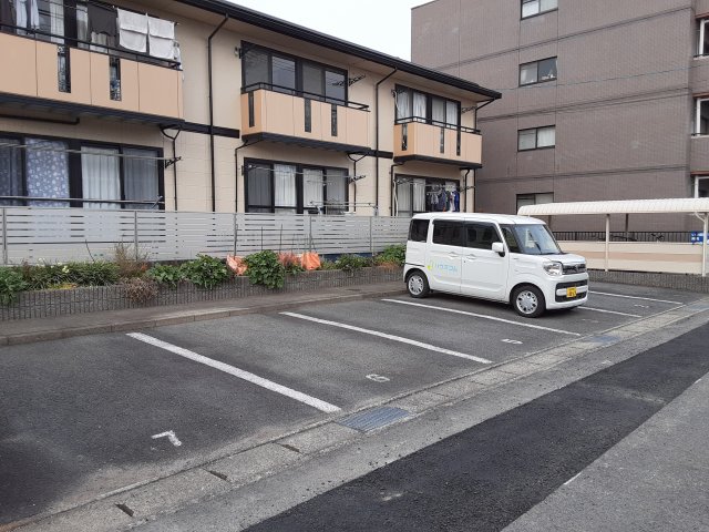 27/29 駐車場