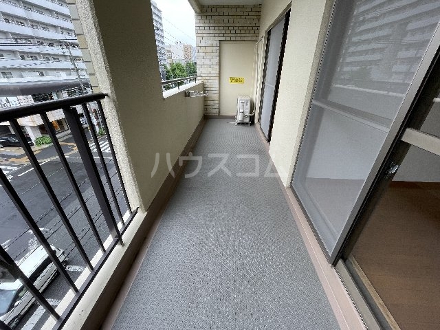 20/30 バルコニー