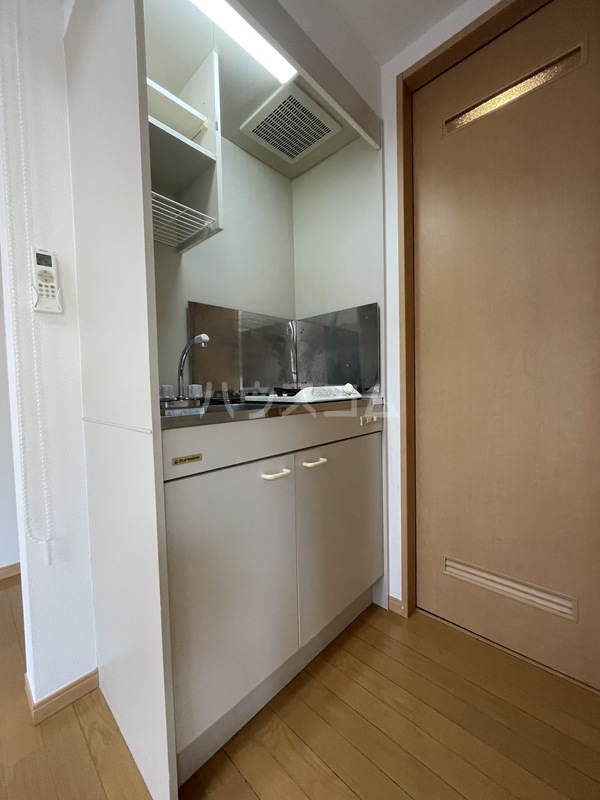 14/30 キッチン
