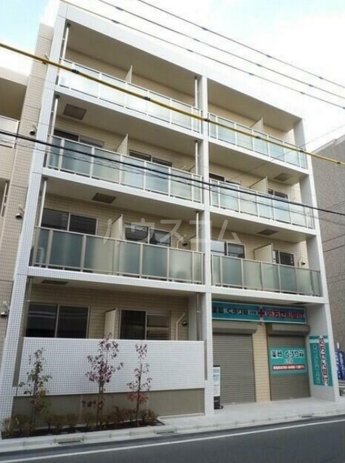 14/23 エントランス