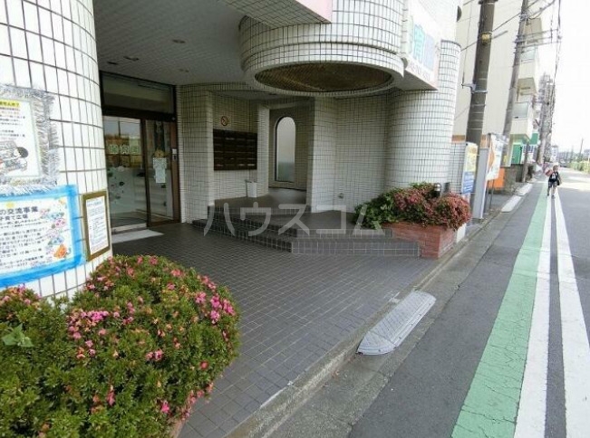 15/25 エントランス
