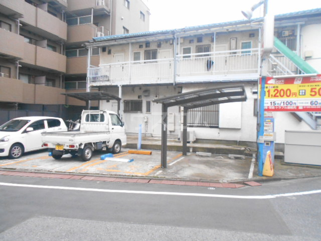 26/30 駐車場