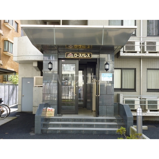 2/11 エントランス