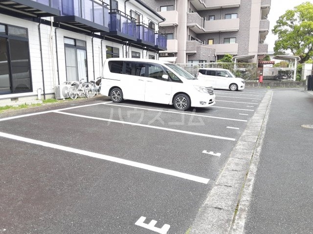 29/30 駐車場