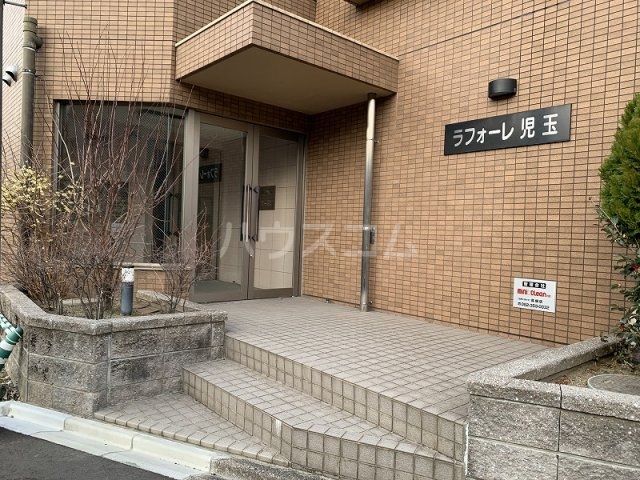 19/28 エントランス