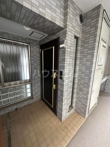 29/30 エントランス