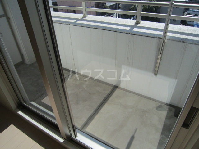 13/22 バルコニー