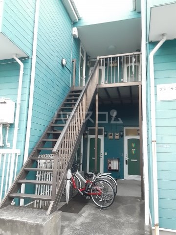 20/26 エントランス