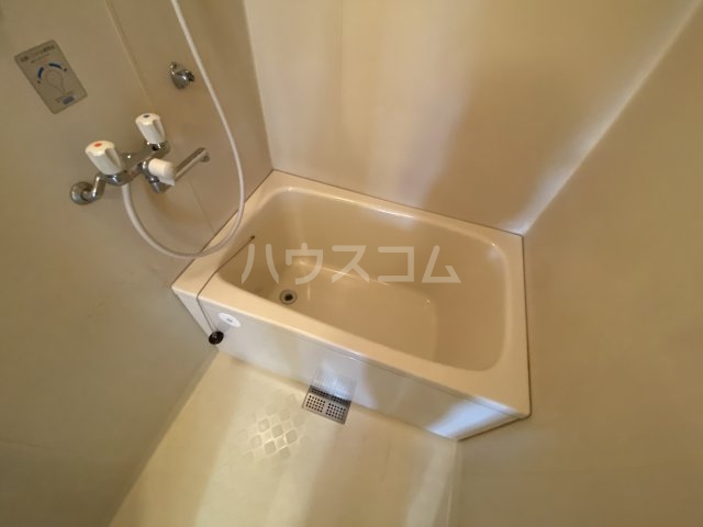 18/30 浴室