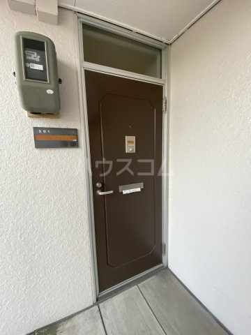 13/30 玄関