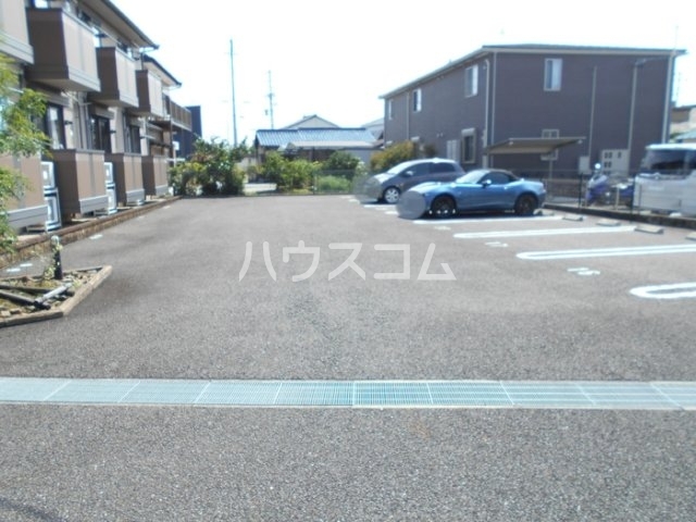17/24 駐車場