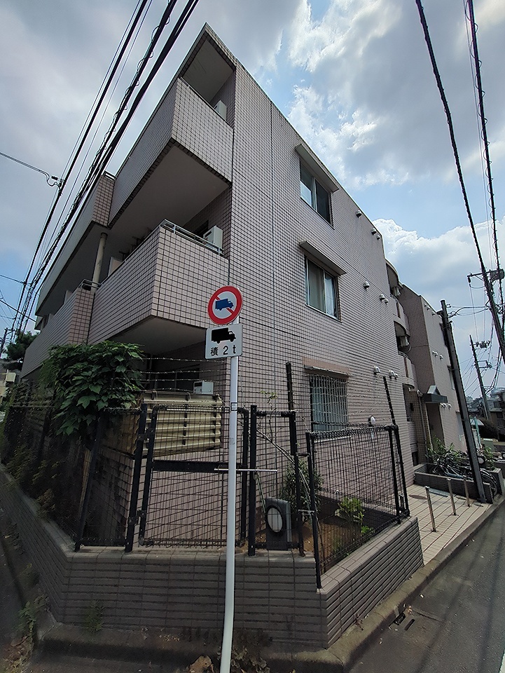 2/4 外観