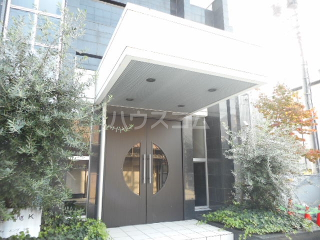 20/28 エントランス