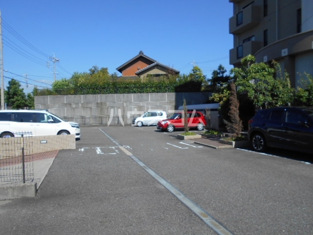 20/22 駐車場